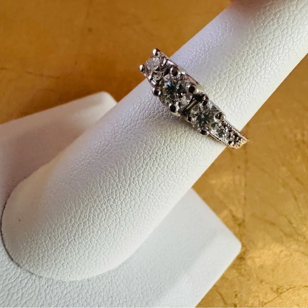 14K White Gold 3 Stone Diamond Ring Engagement Wedding Anniversary size 6.5